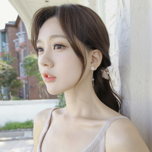 퓨어 플로우 자개 꽃 언발 귀걸이